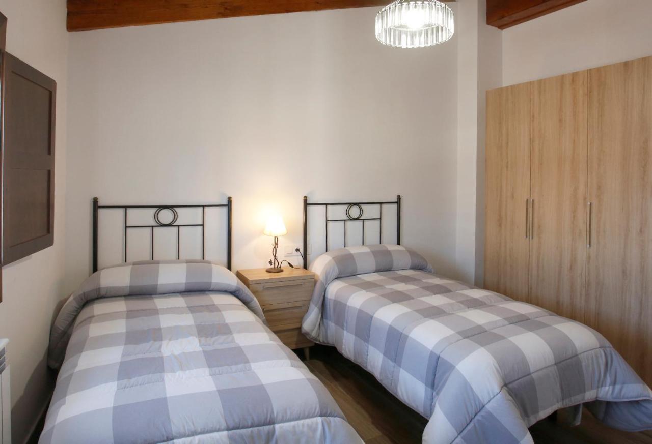 Casa Sierra De Guara Guest House Adahuesca Bagian luar foto