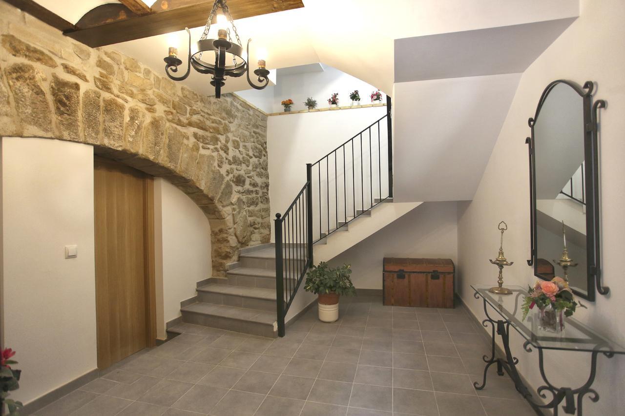 Casa Sierra De Guara Guest House Adahuesca Bagian luar foto